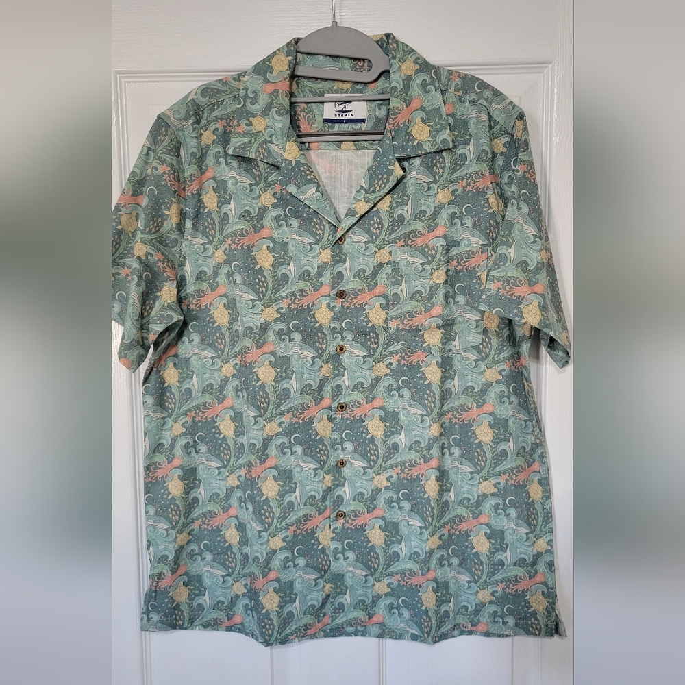 Oromen Undersea Oasis Button Down Shirt Large